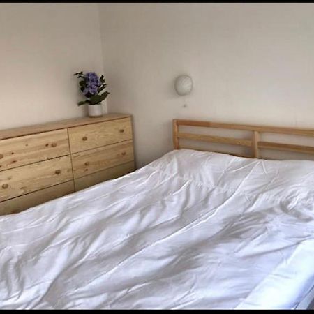 Great Price, Lovely Comfy Flat.2 Mins From The Sea Lyme Regis Buitenkant foto